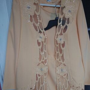 Elegant Cream Floral Embellished Jacket